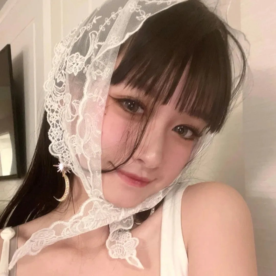 女人在家