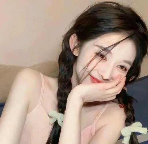 玉女撩春
